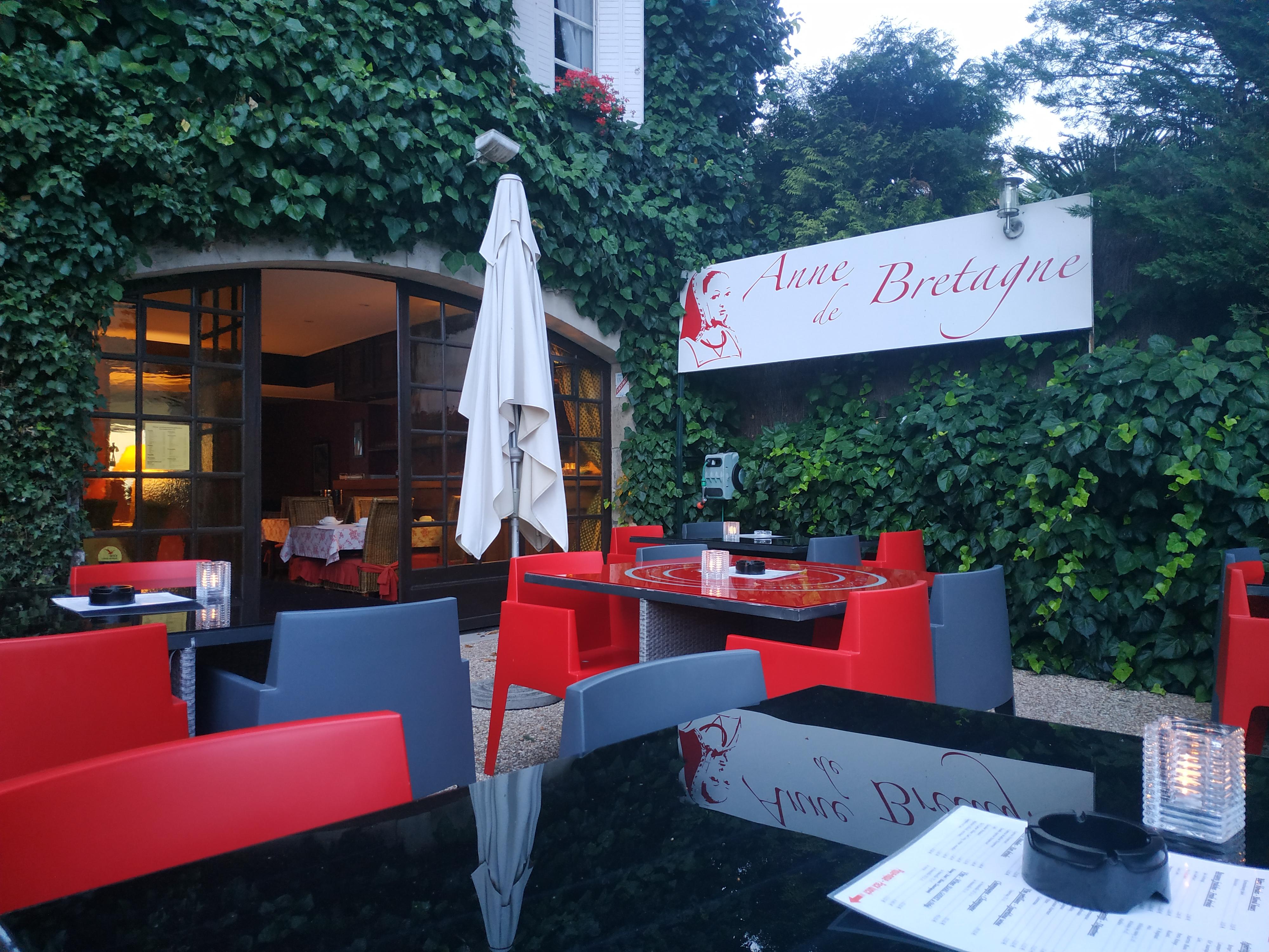 Hotel Anne De Bretagne Blois Exterior photo