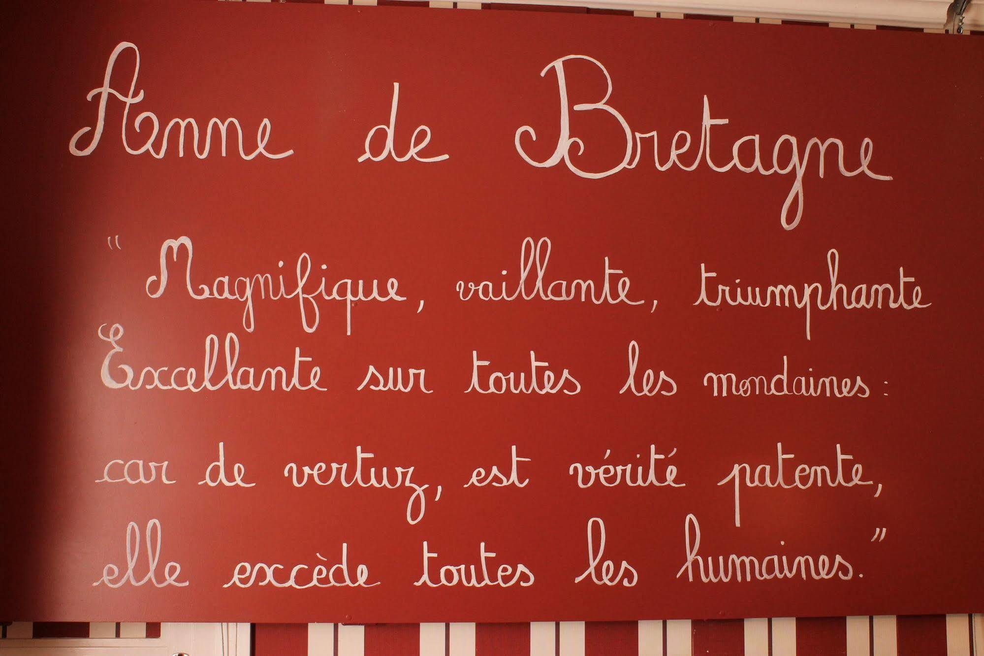 Hotel Anne De Bretagne Blois Exterior photo